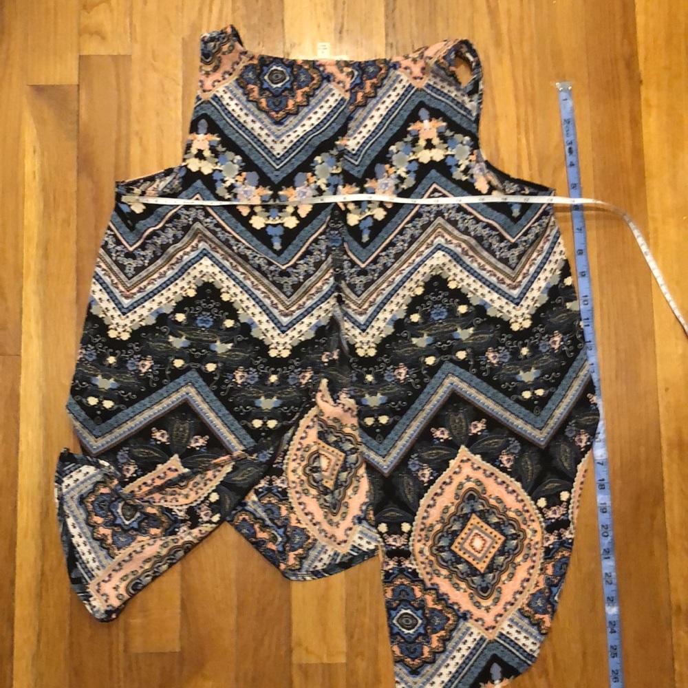 BOGO Pink Rose Size Large Pink and Blues Bandanna Print Tank - Picture 6 of 9